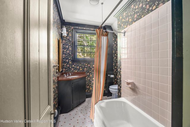 11549 State Route 22, Austerlitz, NY 12017