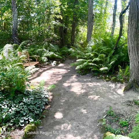 11549 State Route 22, Austerlitz, NY 12017