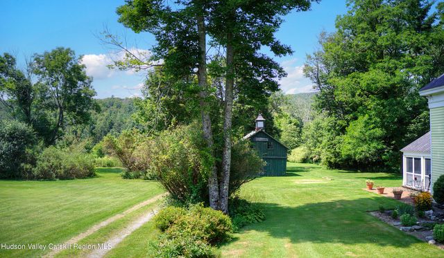 11549 State Route 22, Austerlitz, NY 12017