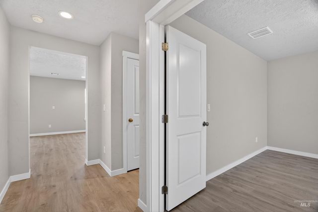 4415 Dawnstar Ave, Caldwell, ID 83607