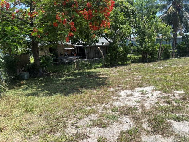 1250 SW 5TH Terrace, Deerfield Beach, FL 33441