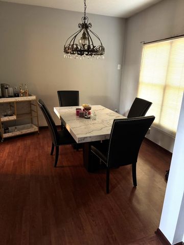 6463 Rose Garden Drive, New Albany, OH 43054