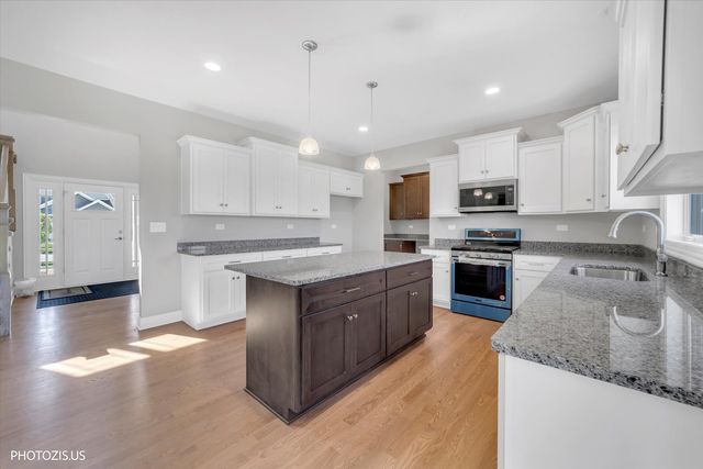 19943 Silverside Drive, Tinley Park, IL 60487