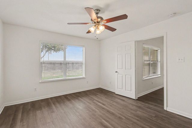 6823 Manor Terrace Lane, Richmond, TX 77469