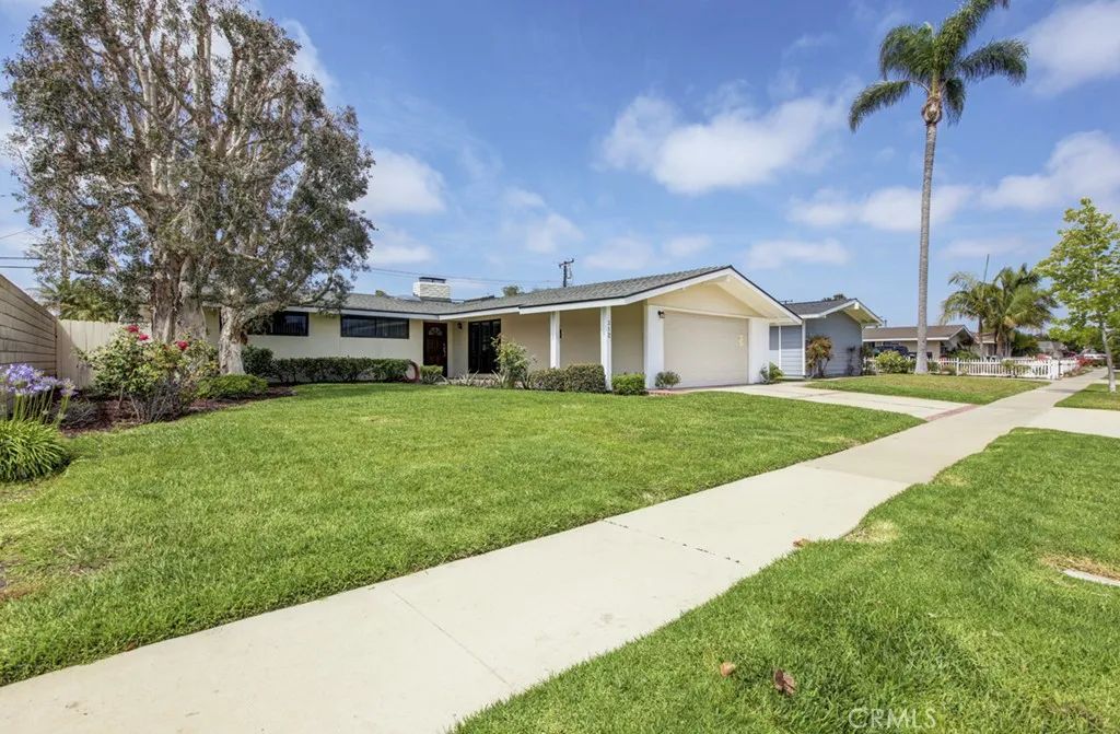 312 Princeton Drive, Costa Mesa, CA 92626