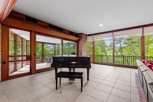 2419 County Road Y, Sheboygan, WI 53083
