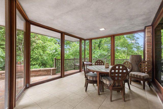 2419 County Road Y, Sheboygan, WI 53083