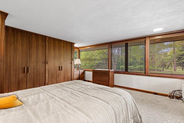 2419 County Road Y, Sheboygan, WI 53083