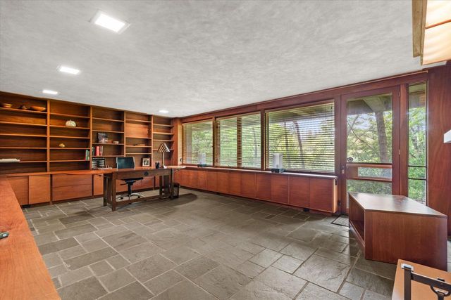 2419 County Road Y, Sheboygan, WI 53083