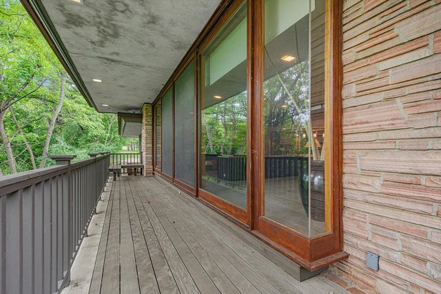 2419 County Road Y, Sheboygan, WI 53083