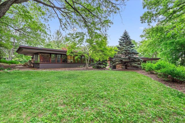 2419 County Road Y, Sheboygan, WI 53083