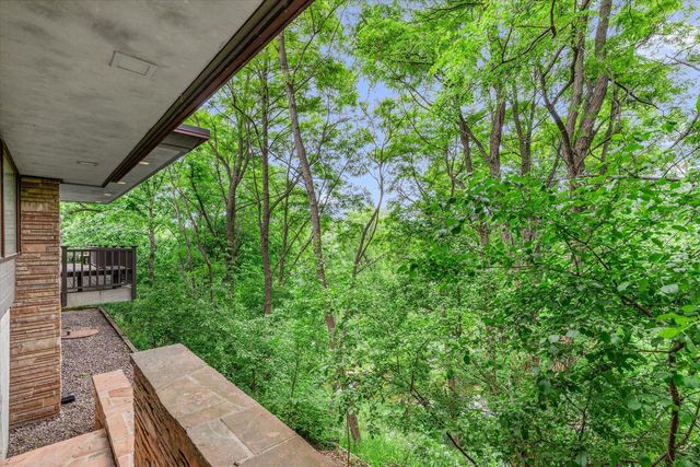 2419 County Road Y, Sheboygan, WI 53083