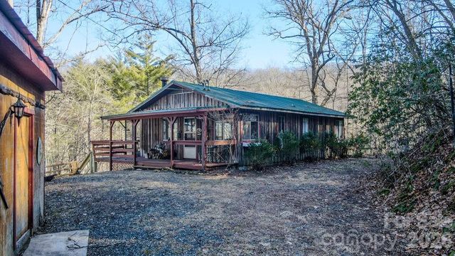 465 Enchanted Forest Drive, Sylva, NC 28779
