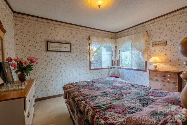 465 Enchanted Forest Drive, Sylva, NC 28779