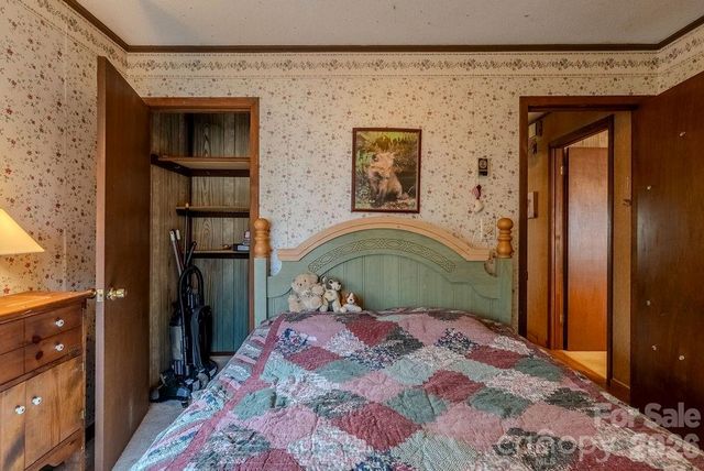 465 Enchanted Forest Drive, Sylva, NC 28779