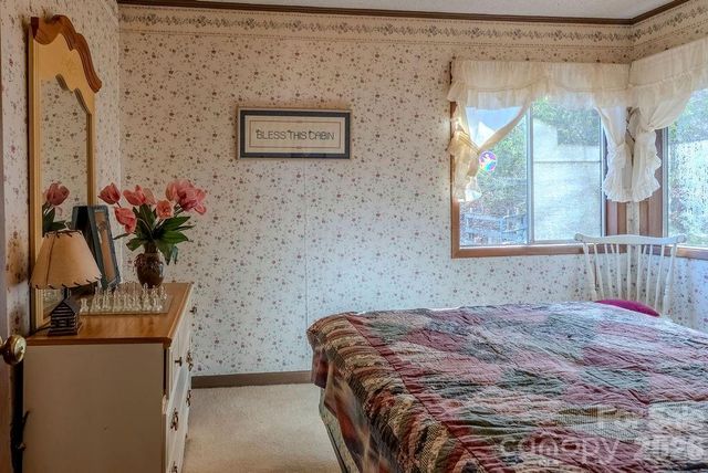 465 Enchanted Forest Drive, Sylva, NC 28779