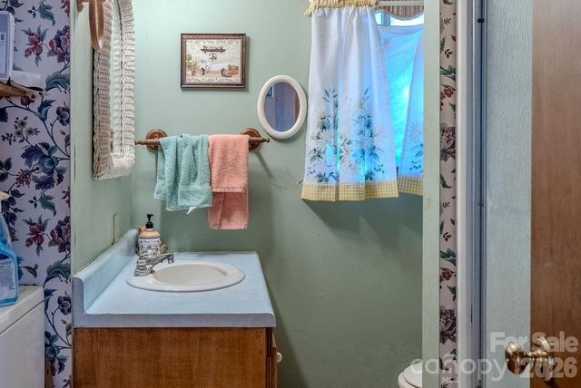 465 Enchanted Forest Drive, Sylva, NC 28779