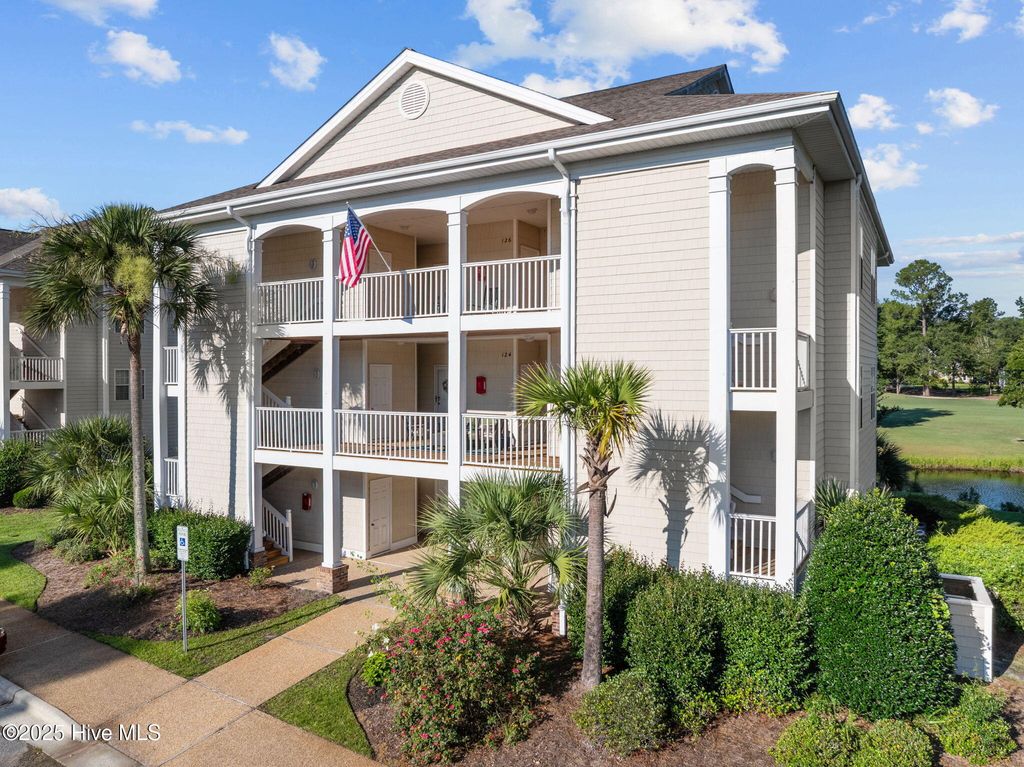 121 Bentgreen Drive, Leland, NC 28451