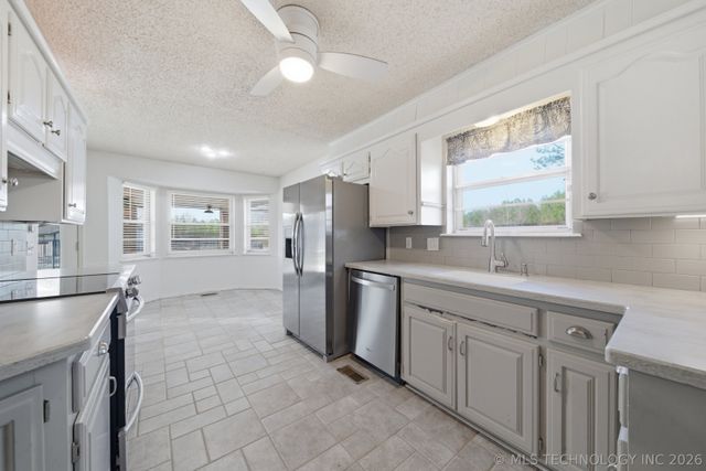 7204 S Warwick Street, Broken Arrow, OK 74014