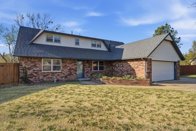 7204 S Warwick Street, Broken Arrow, OK 74014