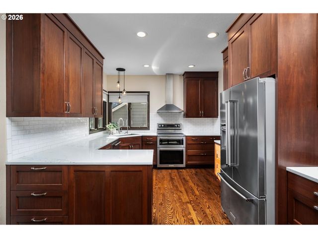 15140 Sw GIBRALTAR Ct, Beaverton, OR 97007