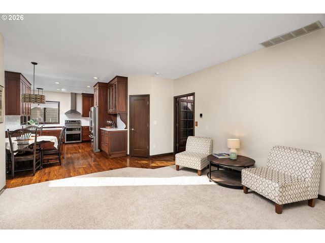 15140 Sw GIBRALTAR Ct, Beaverton, OR 97007