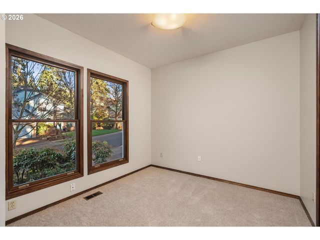 15140 Sw GIBRALTAR Ct, Beaverton, OR 97007