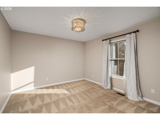 15140 Sw GIBRALTAR Ct, Beaverton, OR 97007