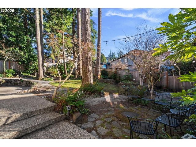 15140 Sw GIBRALTAR Ct, Beaverton, OR 97007