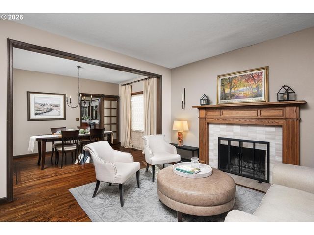 15140 Sw GIBRALTAR Ct, Beaverton, OR 97007