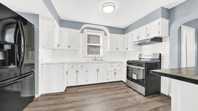 6001 S Kilbourn Avenue, Chicago, IL 60629