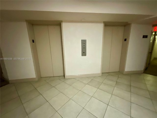 1200 NE Miami Gardens Dr 1011W, Miami, FL 33179