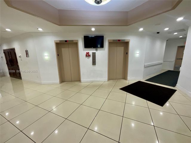 1200 NE Miami Gardens Dr 1011W, Miami, FL 33179