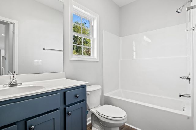 34 Double Pond Dr, Georgetown, SC 29440