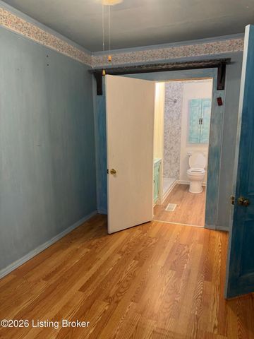 2924 Duncan St, Louisville, KY 40212