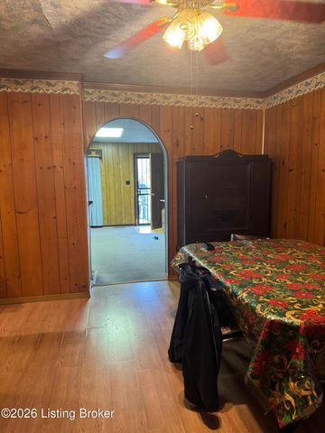 2924 Duncan St, Louisville, KY 40212