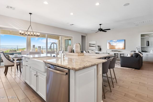 5189 N 206TH Drive, Buckeye, AZ 85396