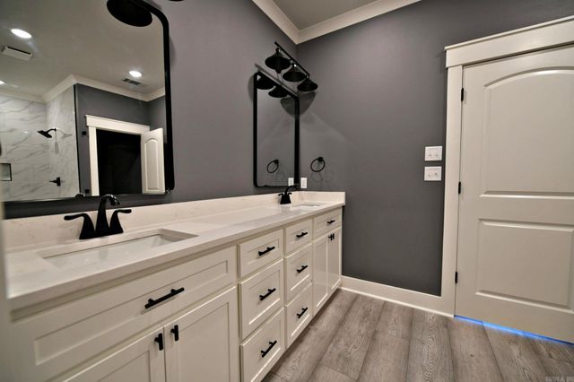 2014 S. Reine St., Mena, AR 71953