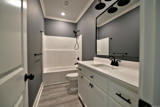 2014 S. Reine St., Mena, AR 71953