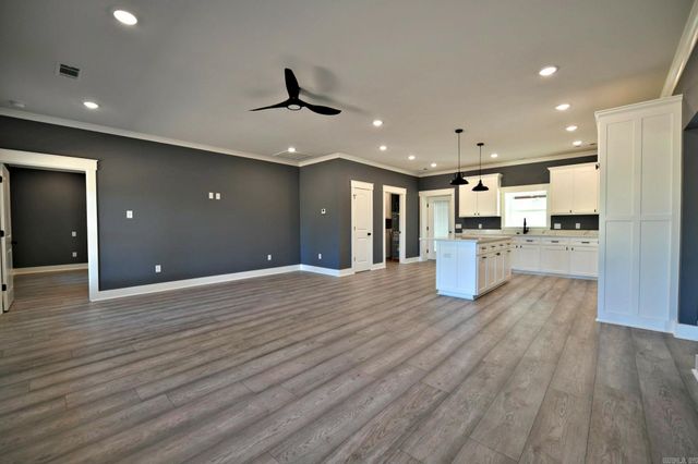 2014 S. Reine St., Mena, AR 71953