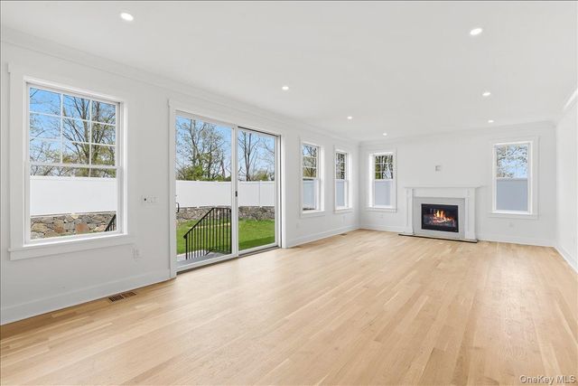20 Hilltop Drive, Port Chester, NY 10573