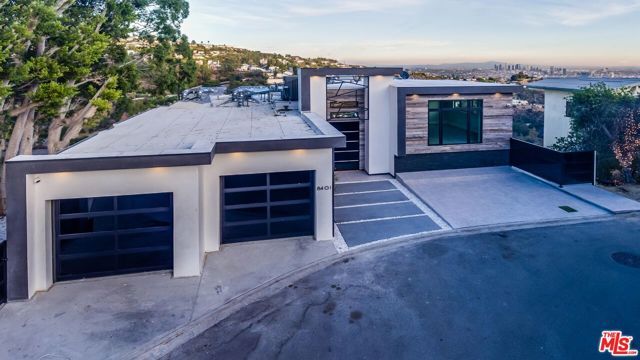 8401 WYNDHAM Road, Los Angeles, CA 90046