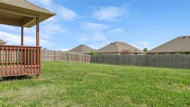 2109 Misti Woods Street, Gentry, AR 72734