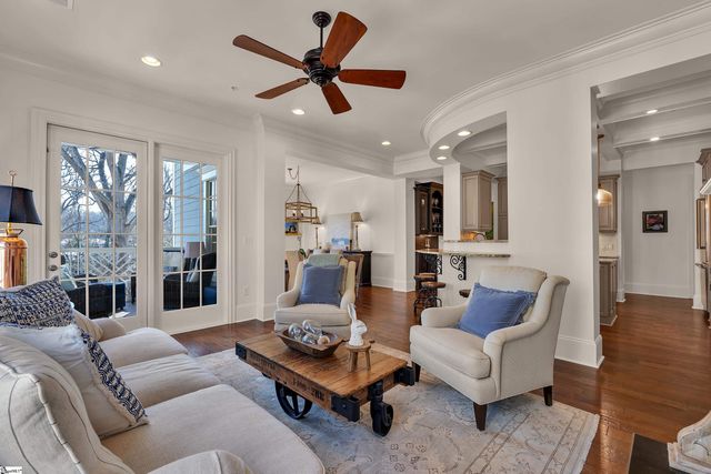 168 Ridgeland Drive Unit 201, Greenville, SC 29601