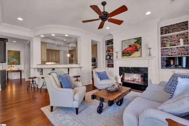 168 Ridgeland Drive Unit 201, Greenville, SC 29601