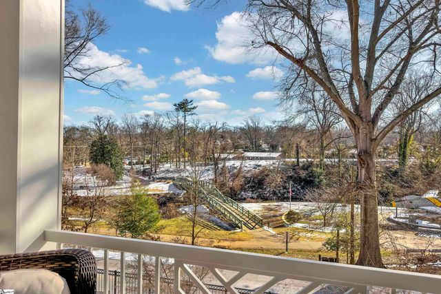 168 Ridgeland Drive Unit 201, Greenville, SC 29601