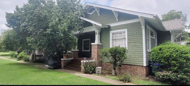 2 College CT, Suffolk, VA 23434