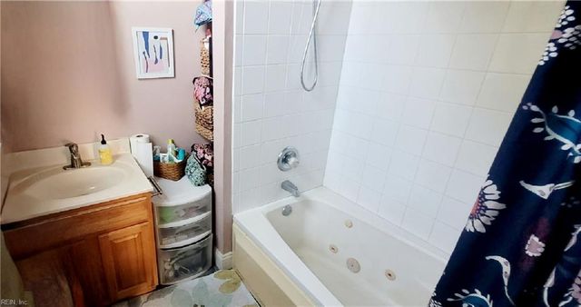 2 College CT, Suffolk, VA 23434