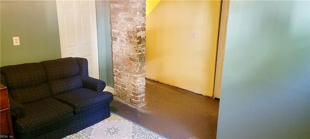 2 College CT, Suffolk, VA 23434