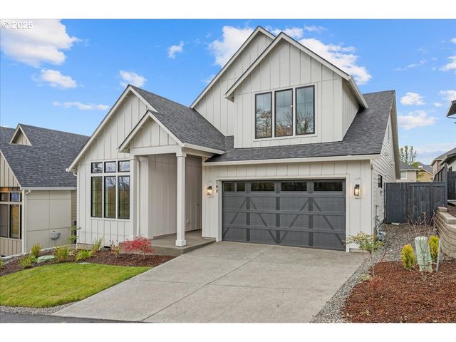 760 N V St, Washougal, WA 98671